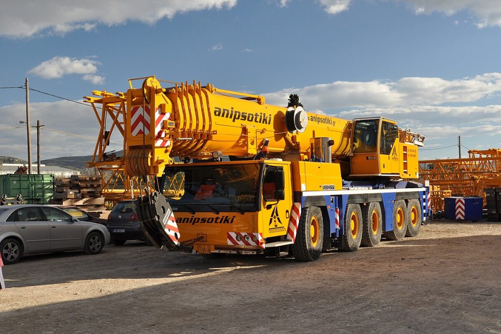mobile crane