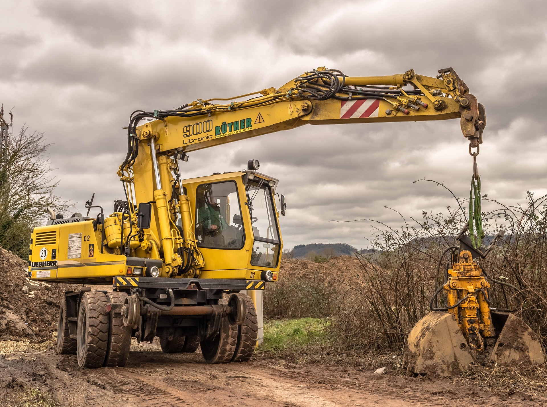 TOP 7 Mistakes Heavy Machinery Operators Must Avoid in 2026