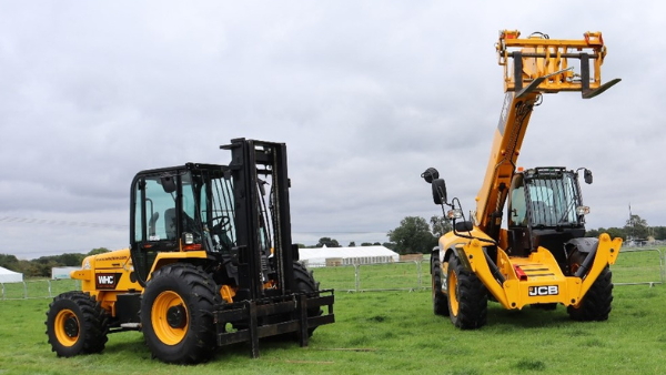 telehandlers-vs-forklifts